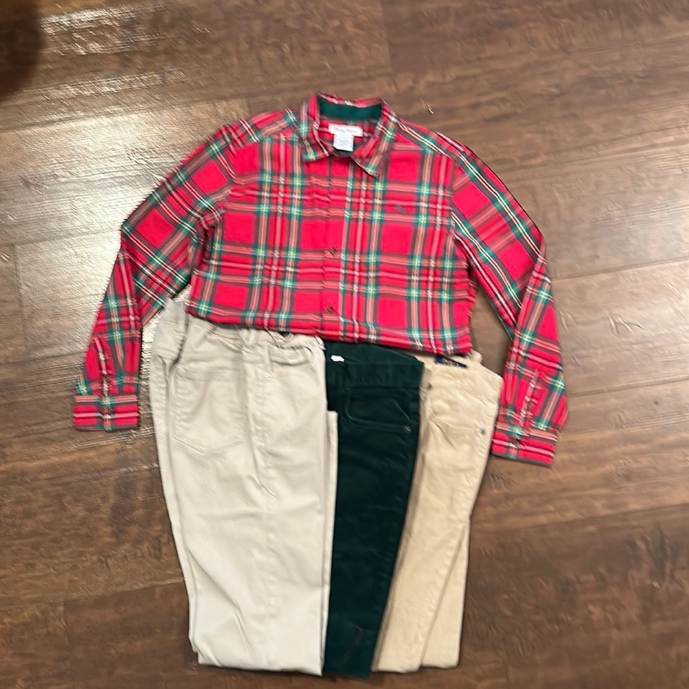 Christmas bundle for your teen!  NWOT